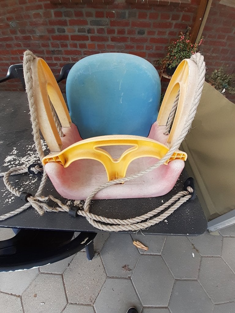 meegroeischommel, Ophalen of Verzenden, Zo goed als nieuw, Schommel