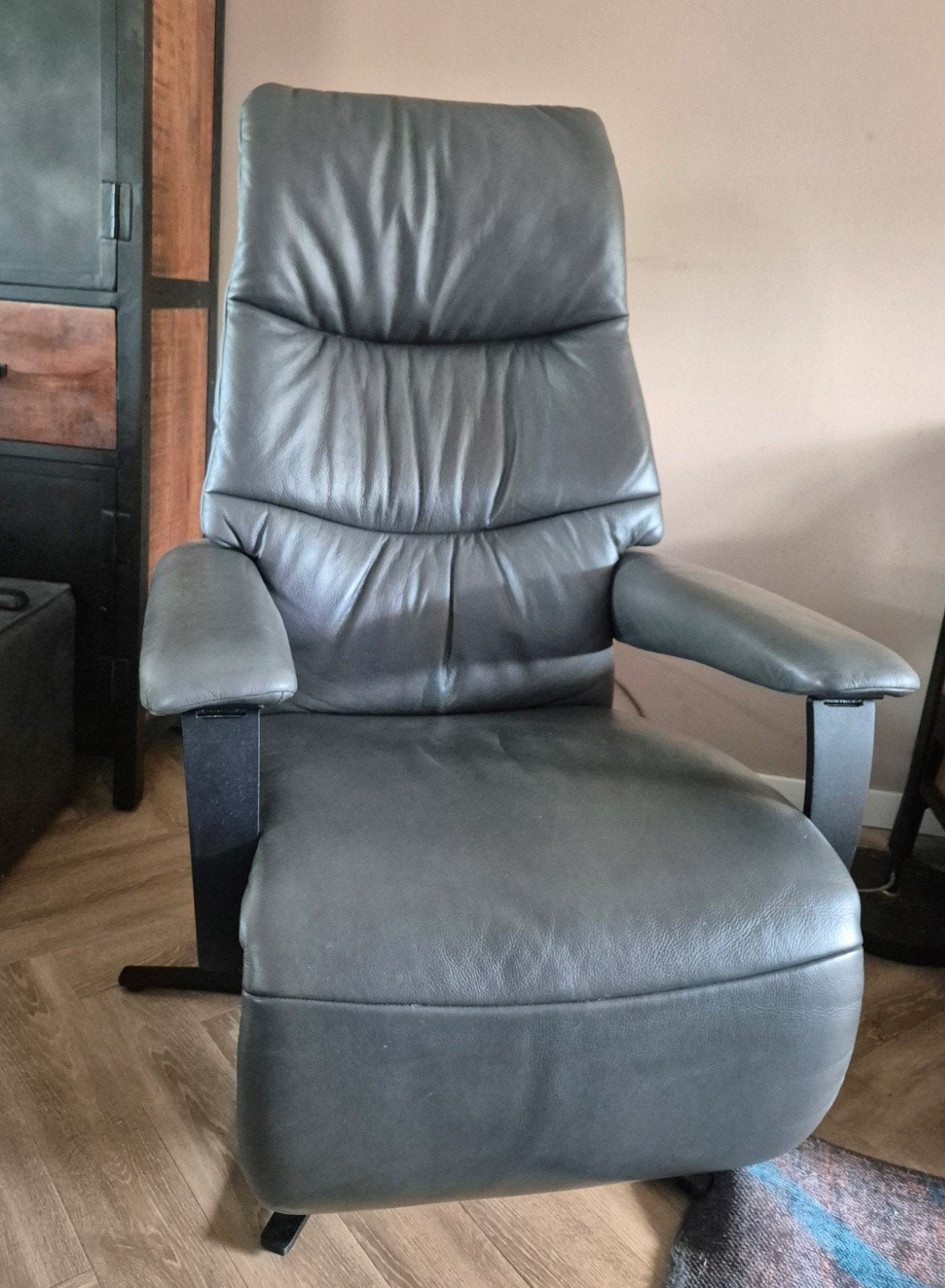 Grijze himolla relax fauteuil, Ophalen, Nieuw, 50 tot 75 cm, Leer