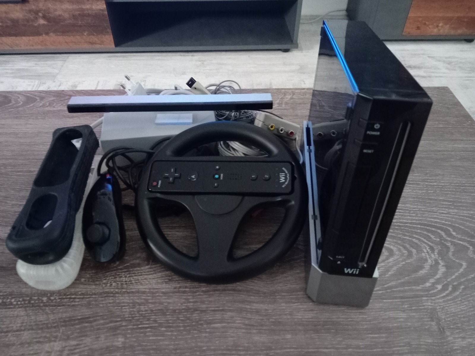 wij spellen en skalenders alles compleet, Ophalen, Zo goed als nieuw, Met 1 controller, Met games