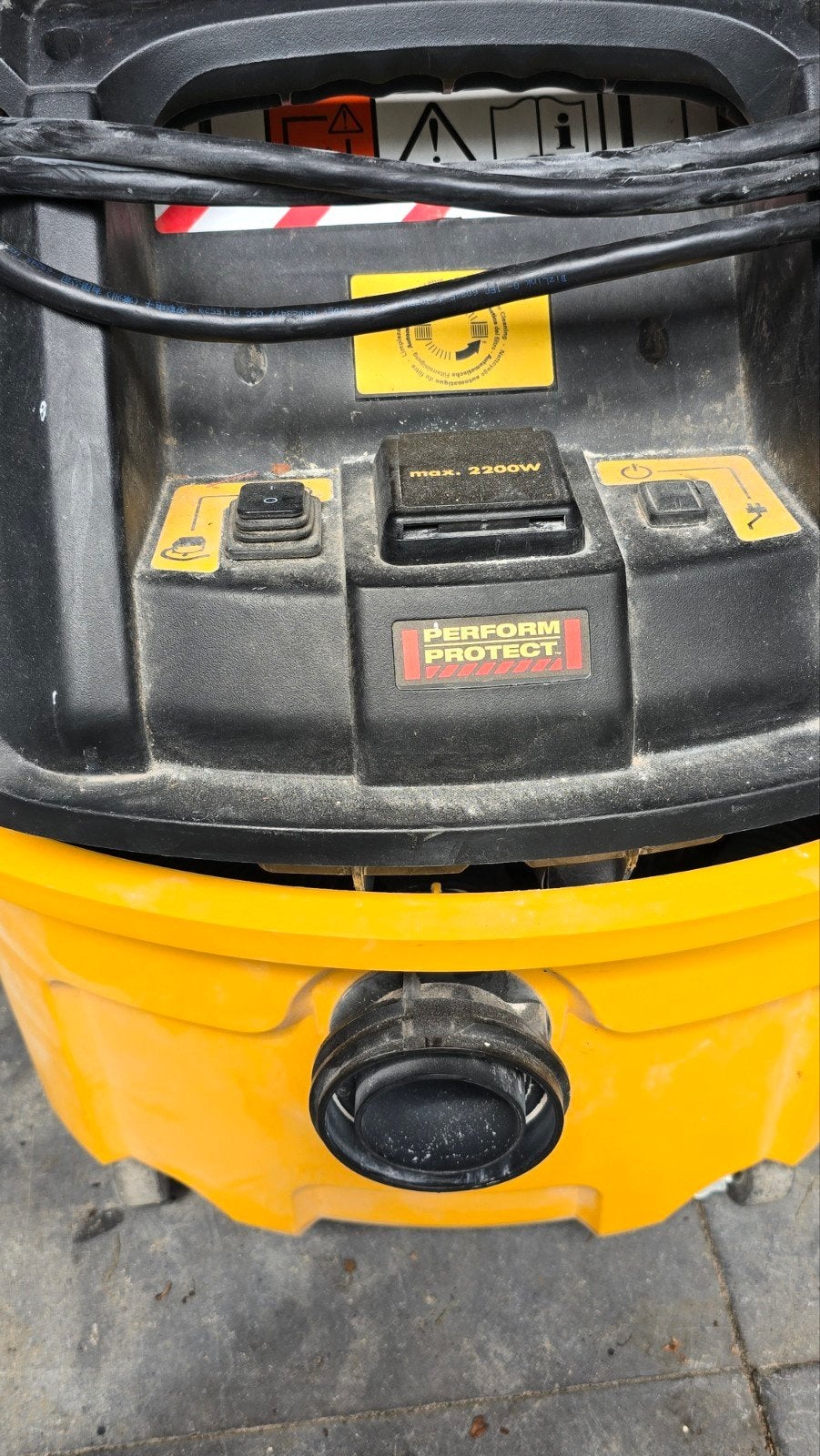 DeWalt DWV901L qs Industriële Stofzuiger 1400W, Ophalen, Gebruikt, Industriële stofzuiger, Reservoir