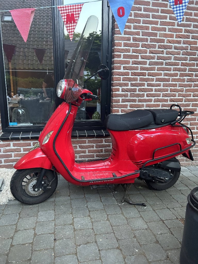 Scooter Killerbee VXL (Akrapovic uitlaat...) €100, Fietsen en Brommers, Gebruikt, Benzine, Ophalen, Overige merken