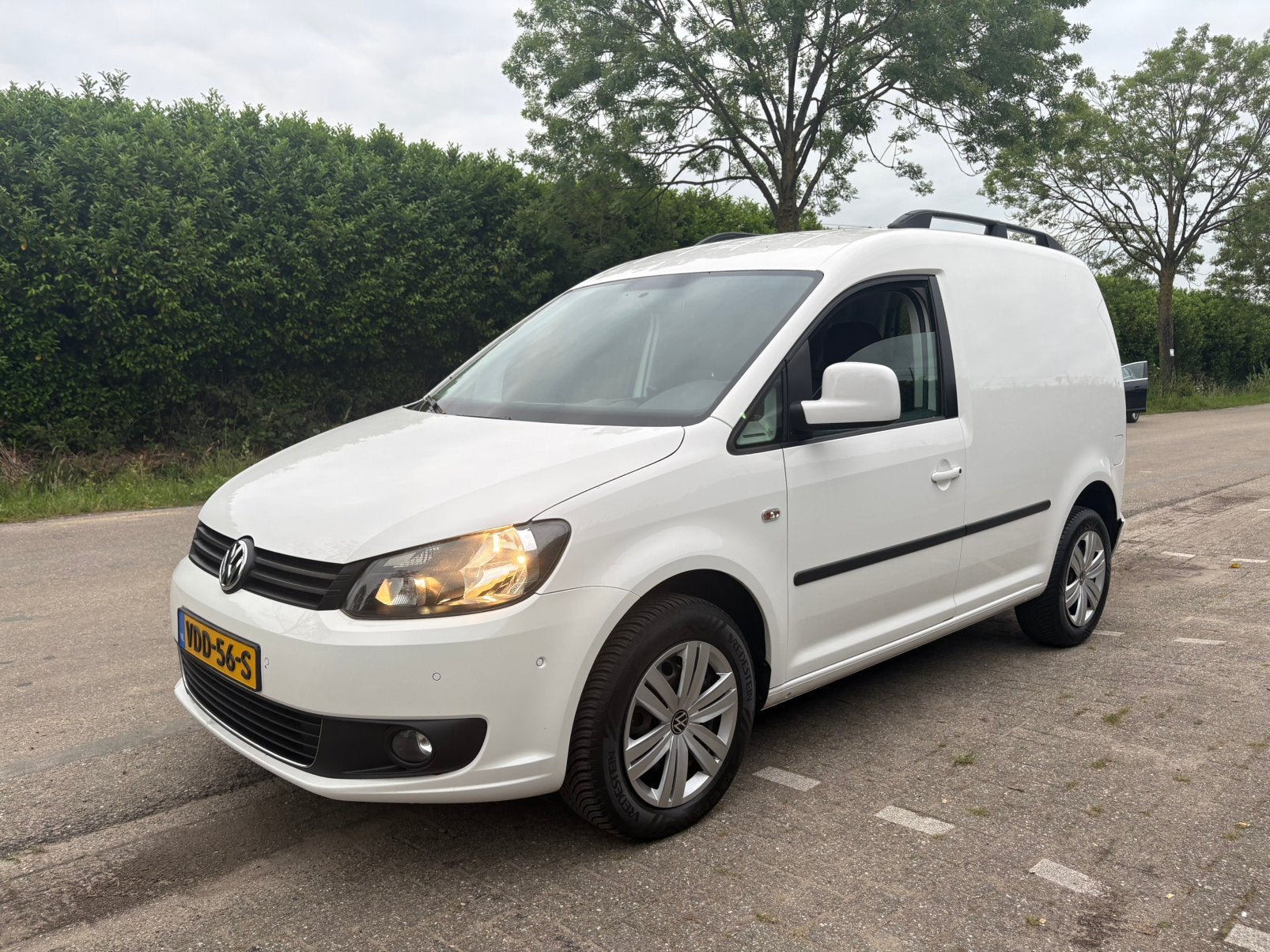 BTW of Marge ✅ Volkswagen Caddy 1.6 2014 nwe distributieriem, Auto's, Automaat, 4 cilinders, Volkswagen, Wit