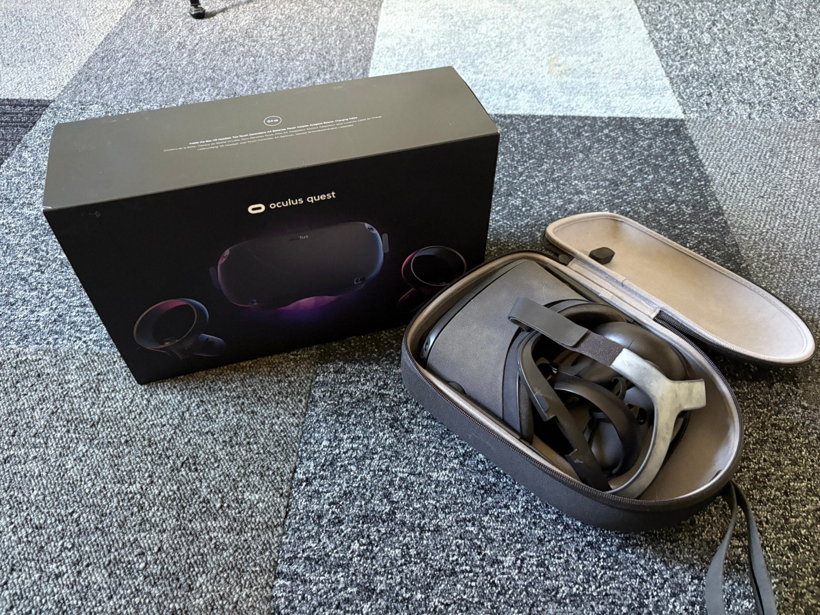 Meta/oculus quest 1, Spelcomputers en Games, Virtual Reality, Ophalen of Verzenden, Zo goed als nieuw, Overige platformen
