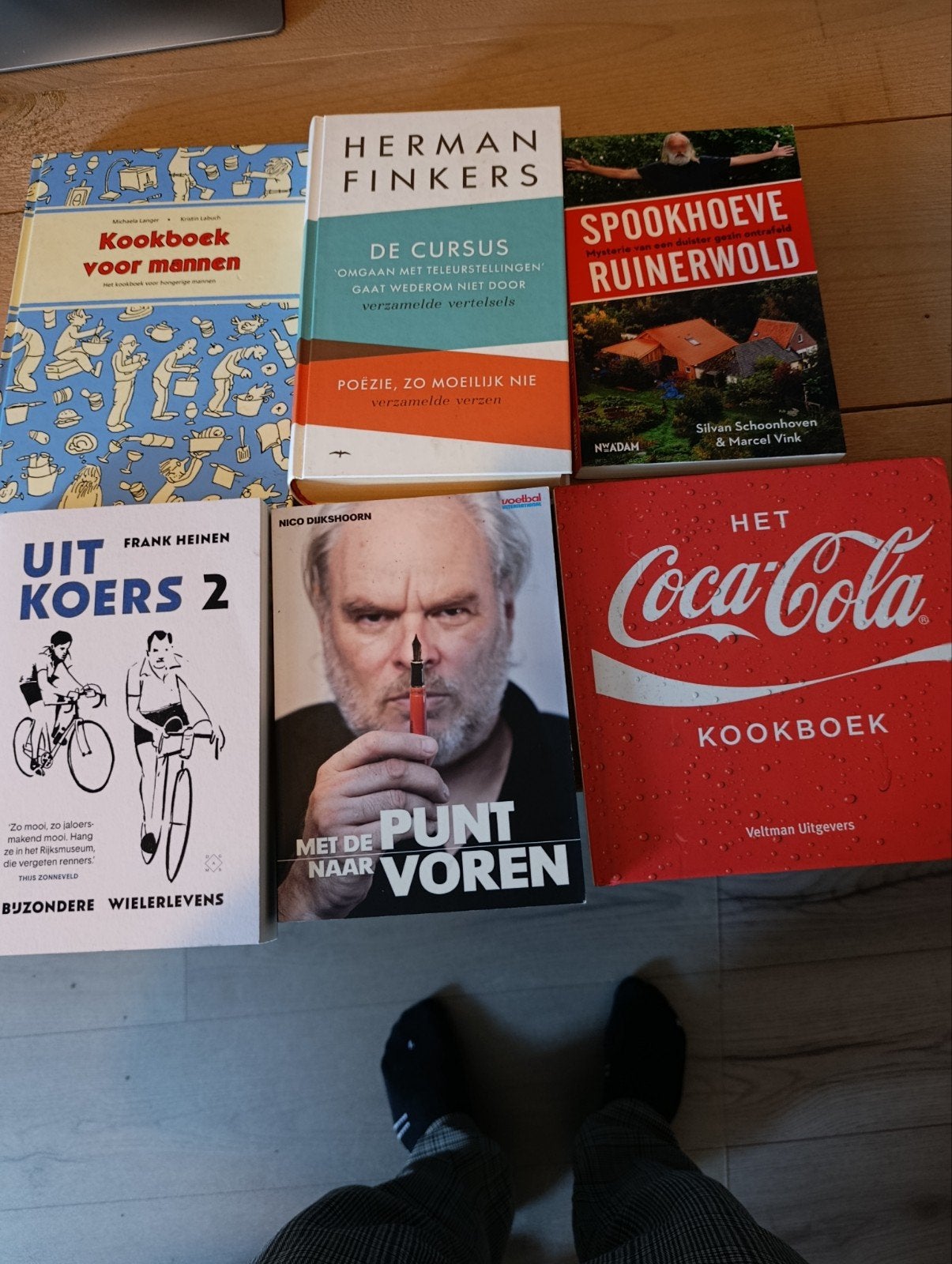 Leuke stapel boeken in 1 koop, Ophalen, Gelezen, Herman Finkers, Frank Heinen, Nico Dukshoorn, Silvan Schoonhoven, Nederland
