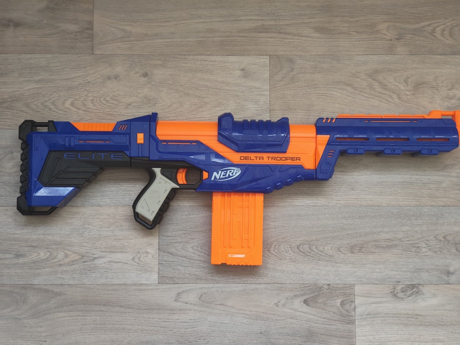 Nerf diverse guns met toebehoren, Ophalen of Verzenden, Zo goed als nieuw