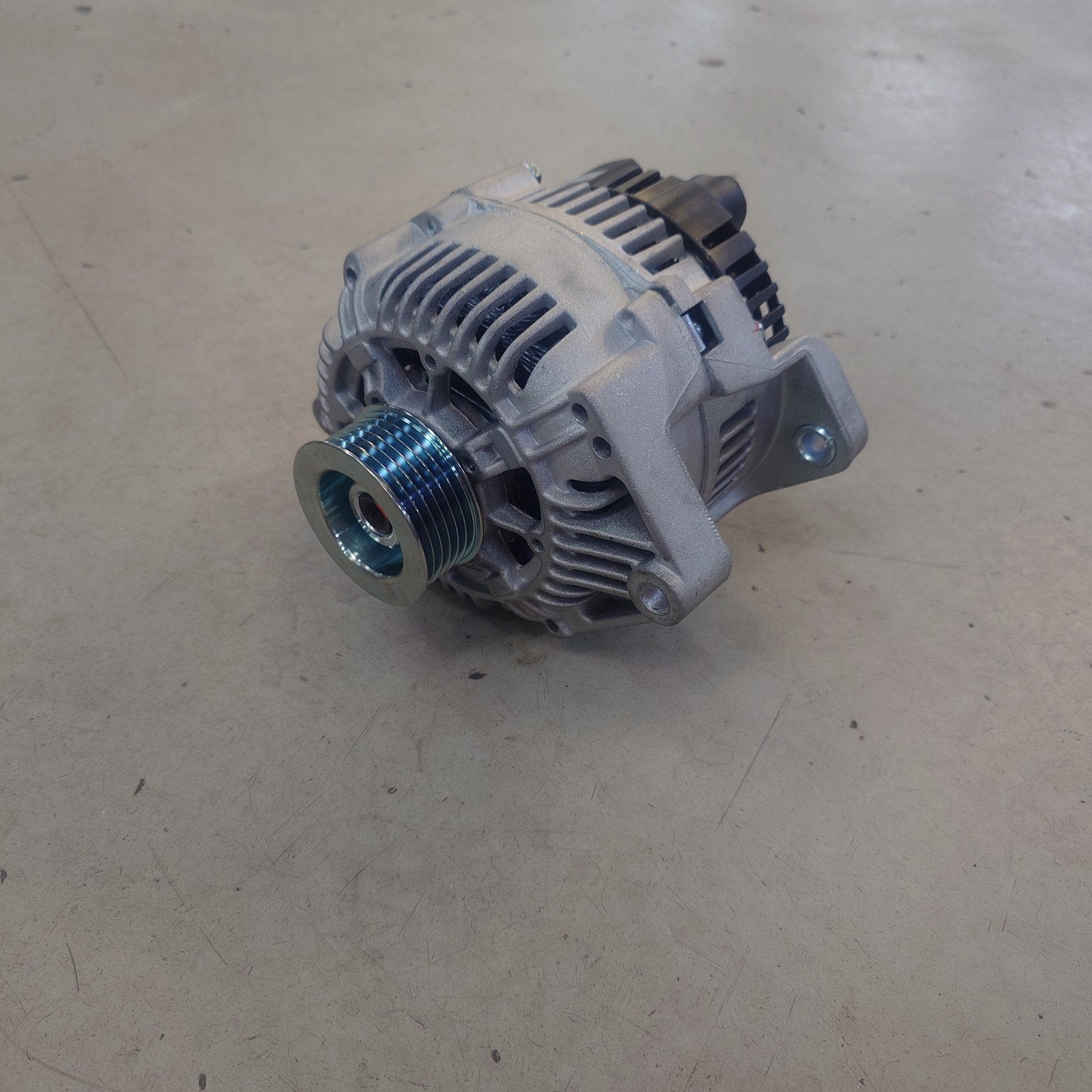 Nieuwe Dynamo/Alternator voor diverse Renault., Auto-onderdelen, Ophalen of Verzenden, Gereviseerd, Renault