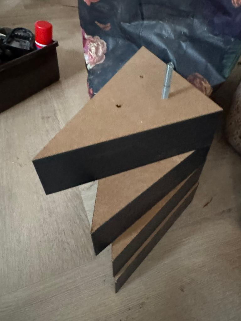Bed poten 4x, Ophalen, 90 cm, Eenpersoons, Zo goed als nieuw
