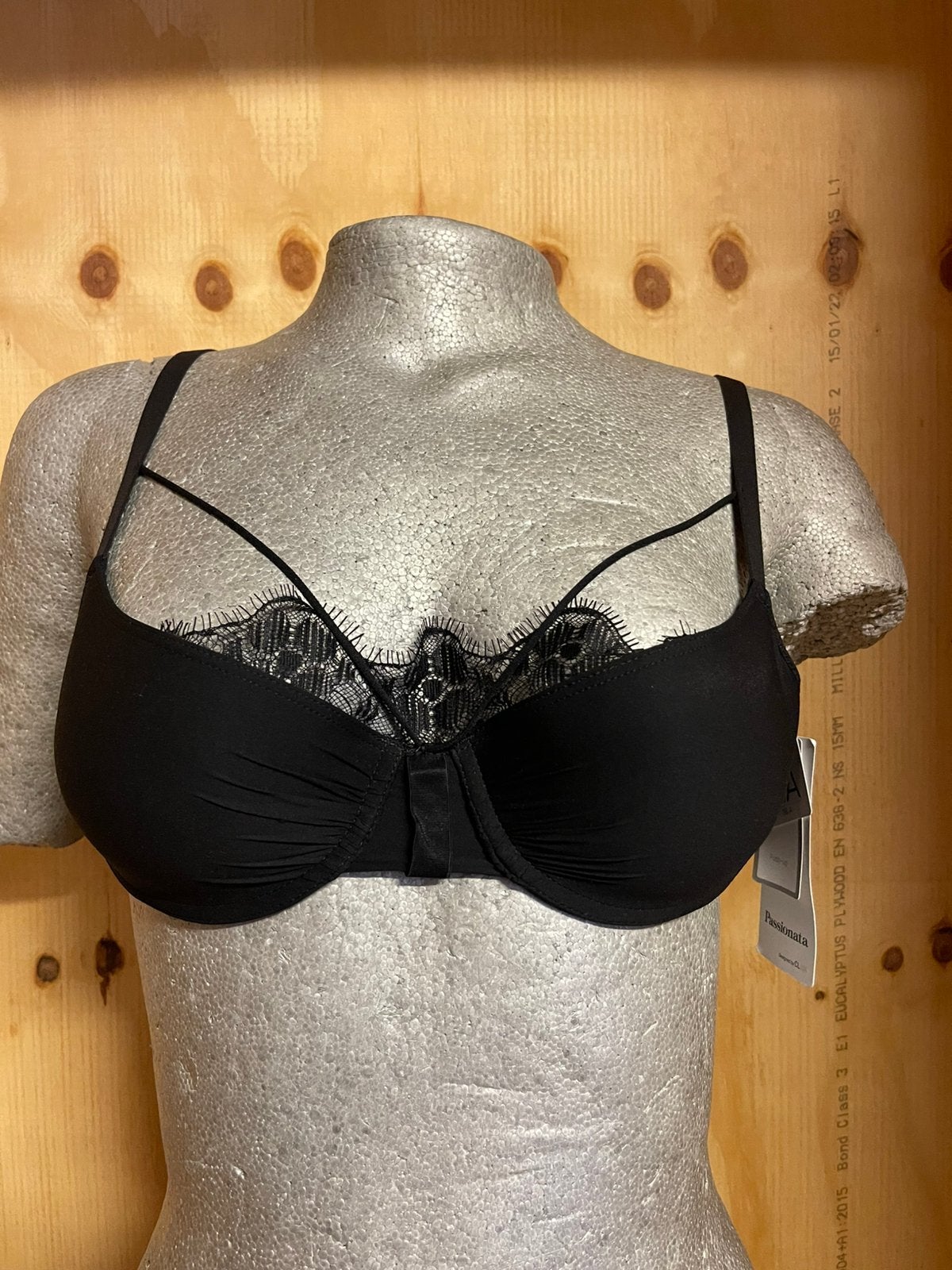 Passionata push up bh 70a model 41e211, Verzenden, Zwart, BH