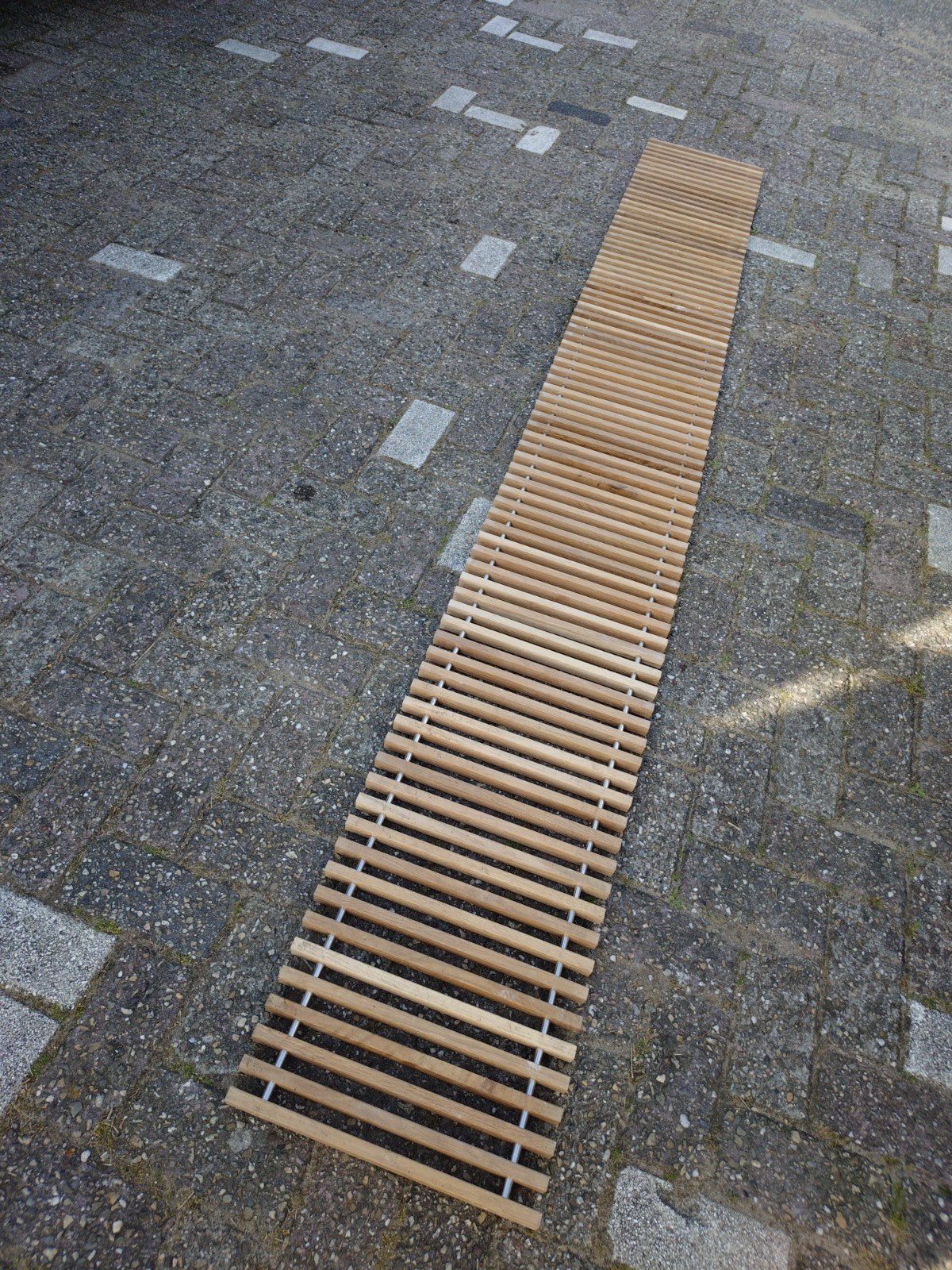 Houten rooster voor convectorput., Ophalen, Gebruikt, Hout