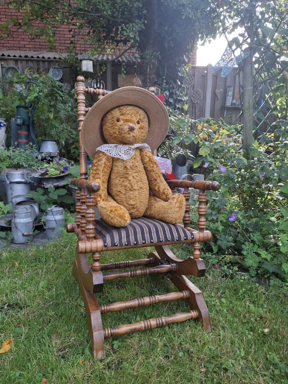antieke kinder schommelstoel, Antiek en Kunst, Antiek | Meubels | Stoelen en Banken, Ophalen