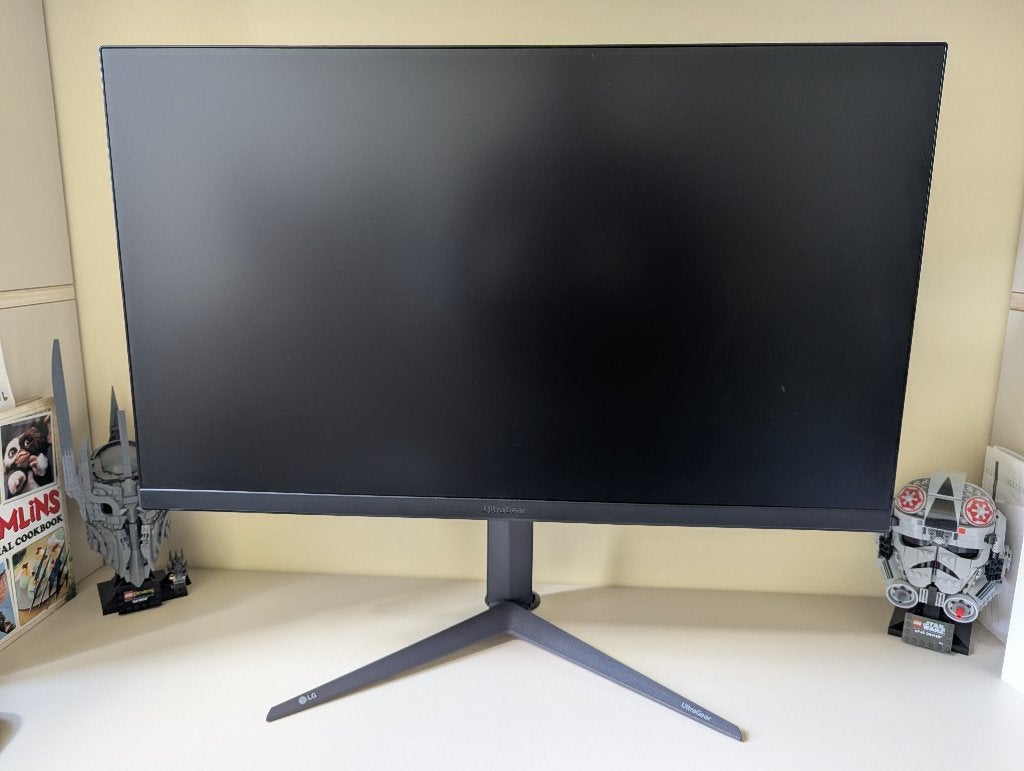 LG UltraGear 32GS75Q-B 32 inch 180 Hz, Computers en Software, IPS, Minder dan 1 ms, Zo goed als nieuw, DisplayPort
