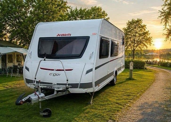 Dethleffs c’go 495 QSK | Mover | Voortent | 1500 kg, Dwarsbed, Treinzit, Tot en met 6, 1000 - 1250 kg