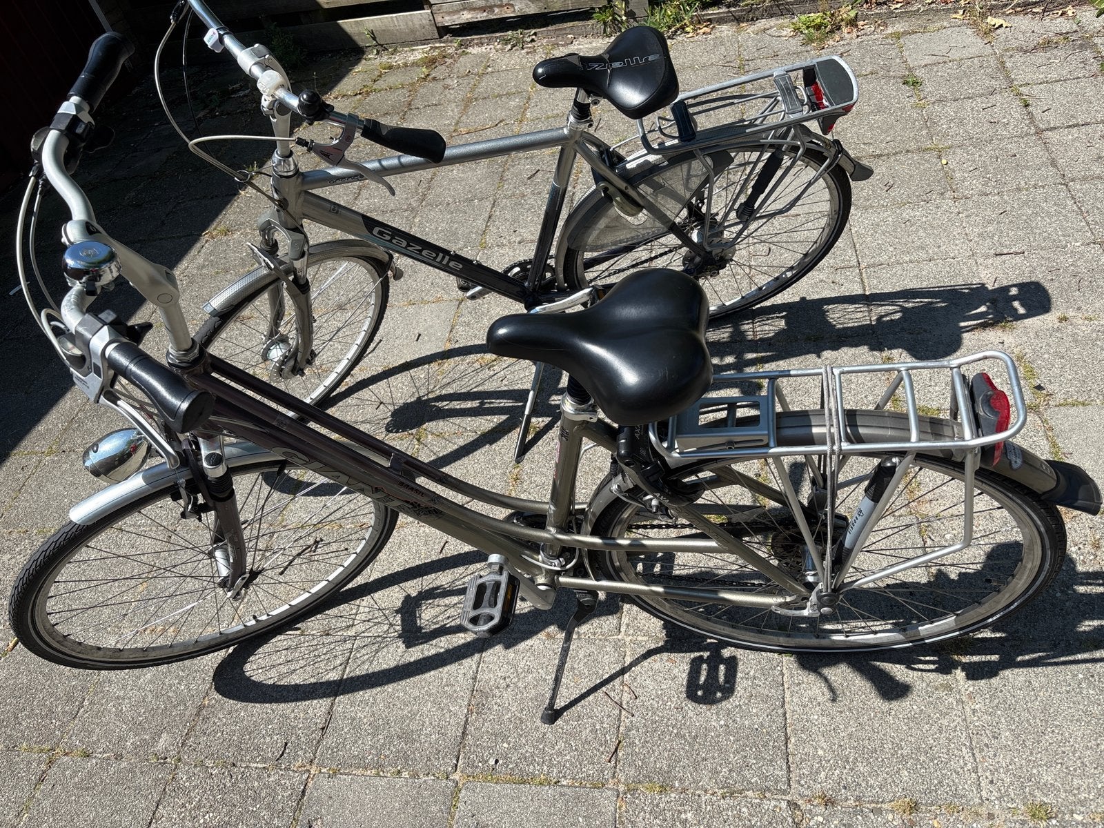 Gazelle heren fiets en Giant vrouwen fiets functioneren goed, Fietsen en Brommers, Fietsen | Dames | Damesfietsen, Ophalen, Gebruikt