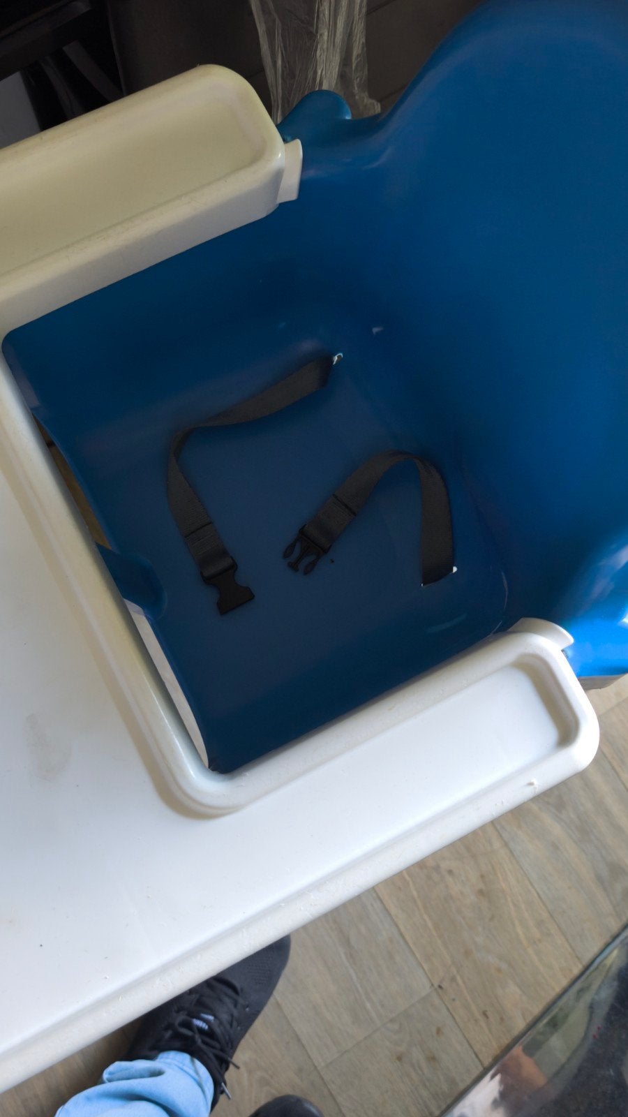 Kinderstoeltje , tafel eten, Ophalen of Verzenden, Zo goed als nieuw, 0 t/m 13 kg, Autogordel
