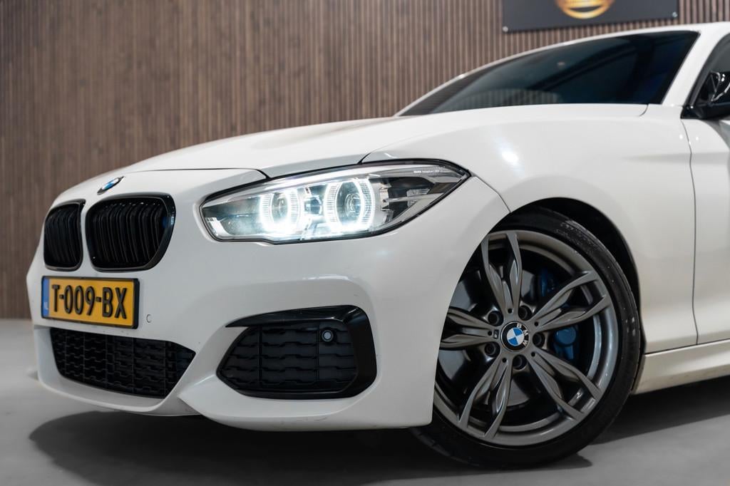 BMW 1-serie M135 N55 RWD Panorama Performance Upgrades H&R, Auto's, BMW, Achterwielaandrijving, Gebruikt, 327 pk, 4 stoelen