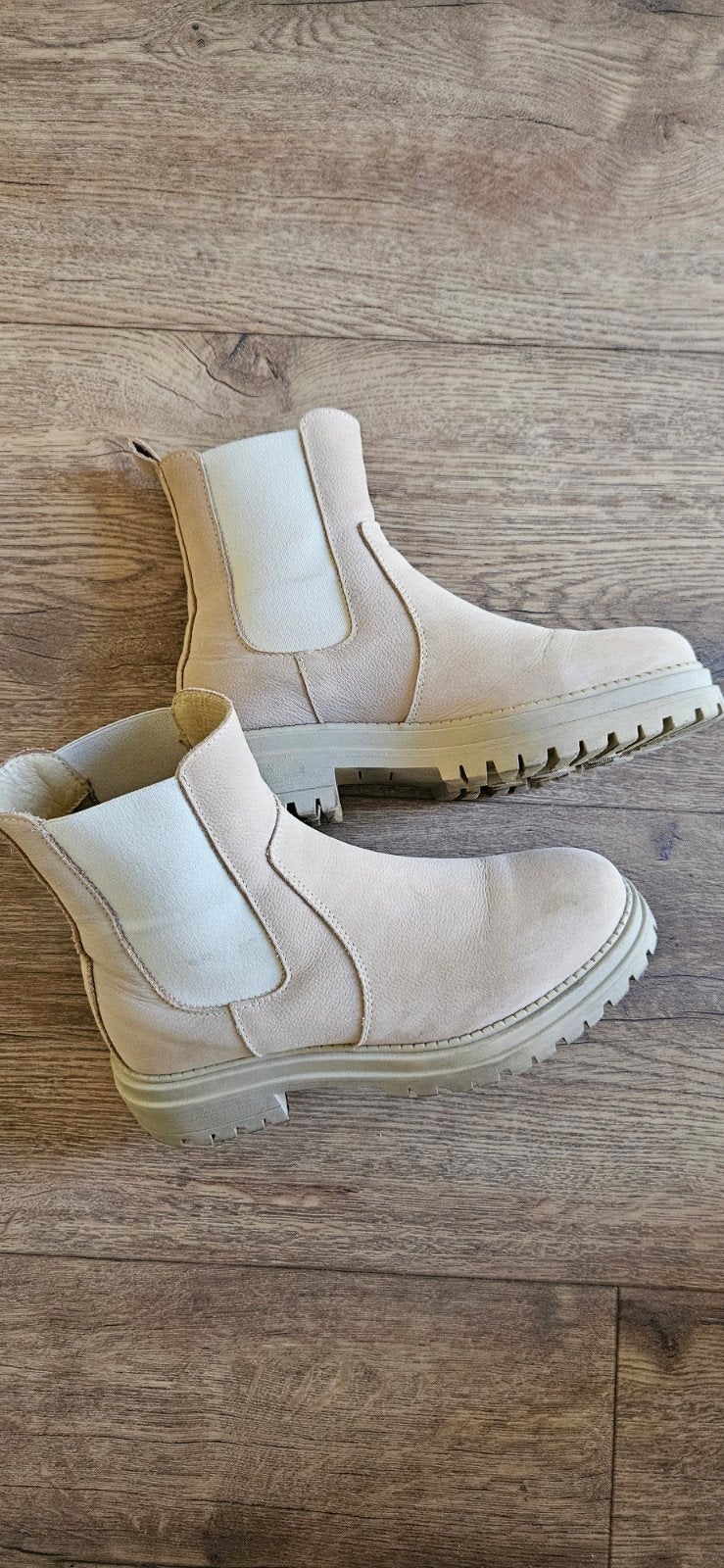 dameslaarsjes zgan maat 38, Poelman, Beige, Lage of Enkellaarzen, Ophalen of Verzenden