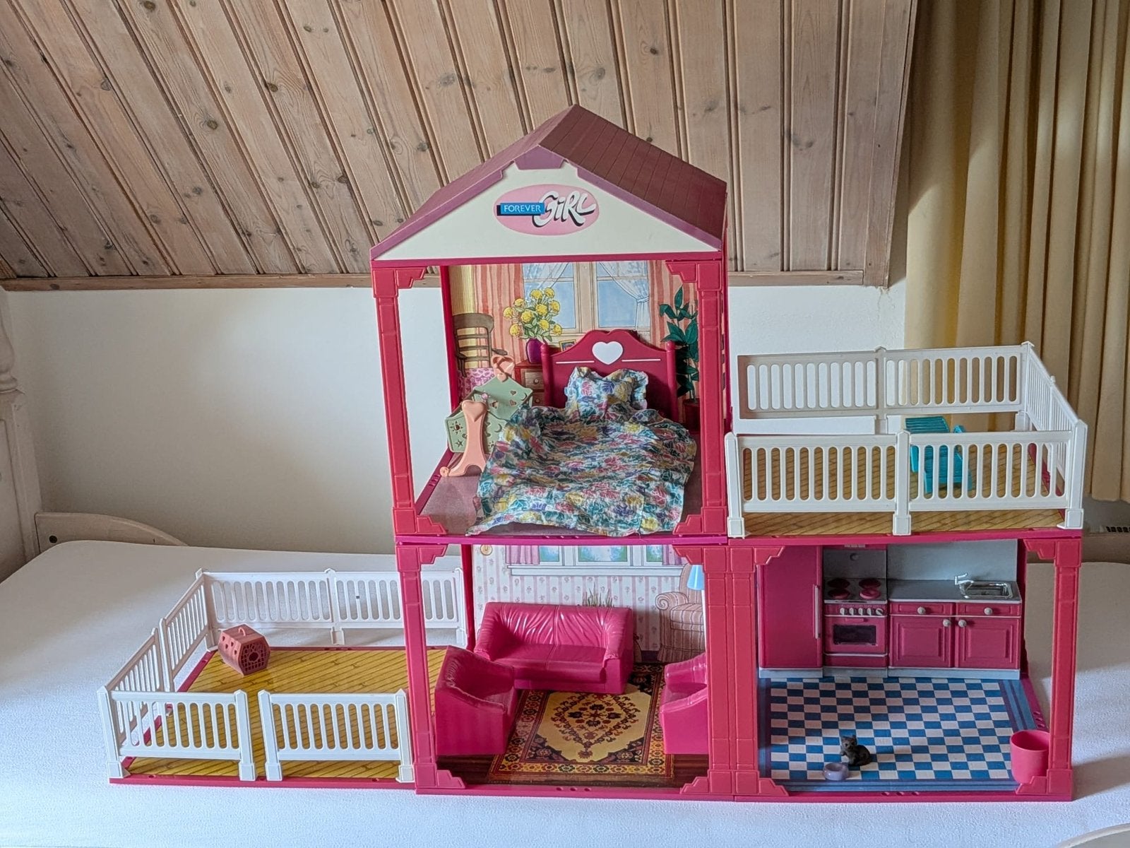 Vintage barbiehuis, Ophalen, Gebruikt, Poppenhuis