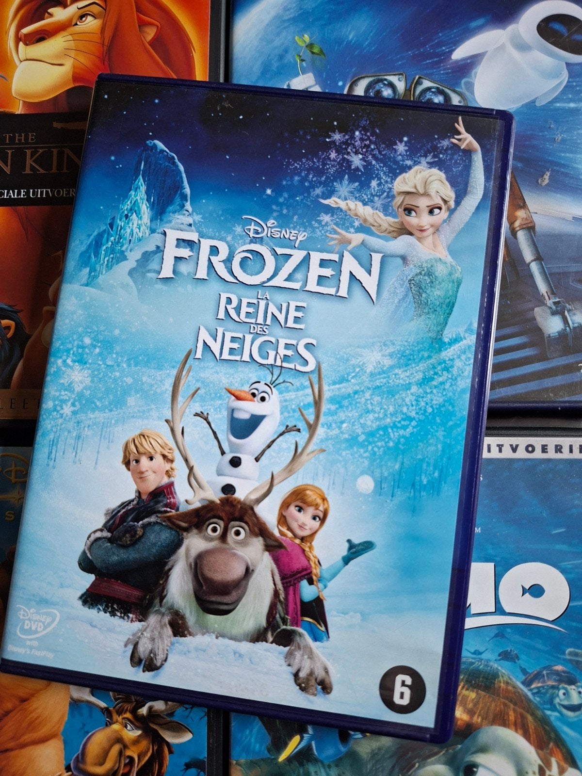 80 Disney dvds, Ophalen, Zo goed als nieuw