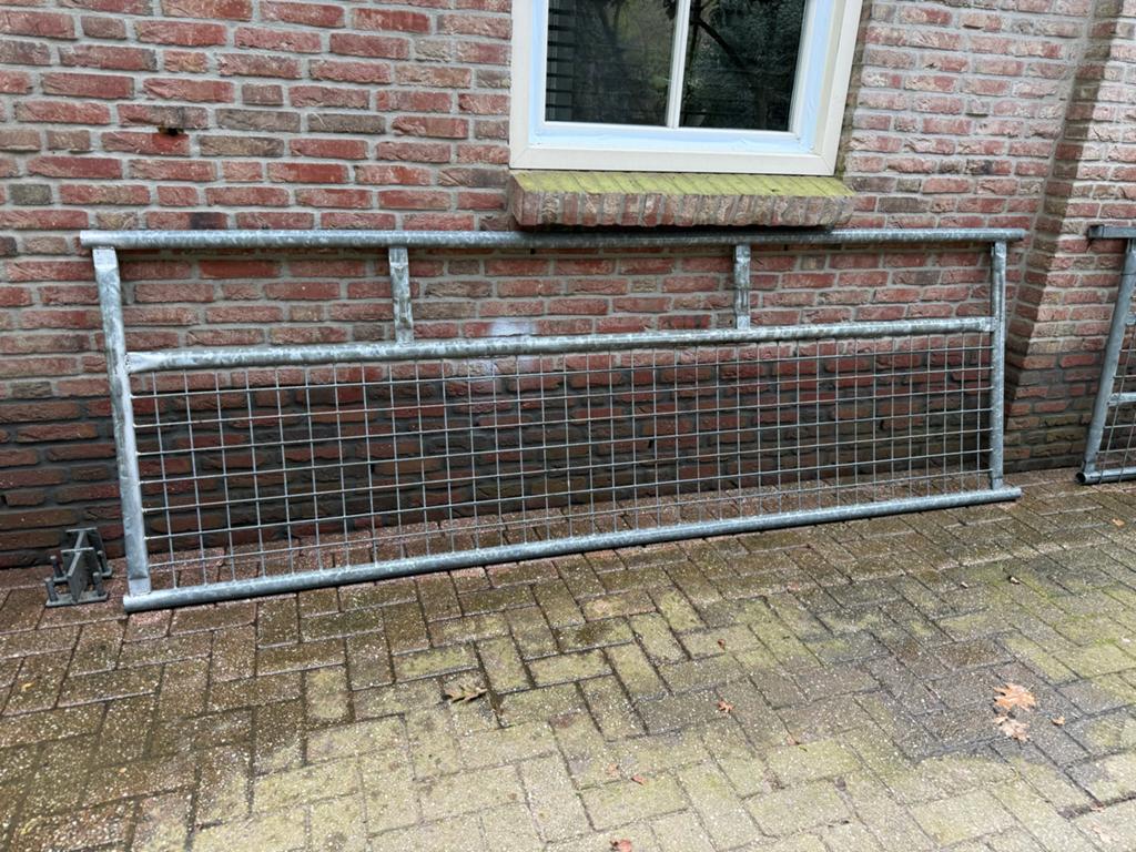 Twee weide hekken en weide sleep, Ophalen, Gebruikt, IJzer, Overige typen