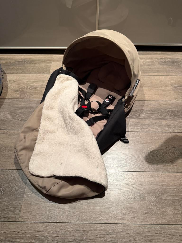 Babyzen Yoyo reiswieg/wandelwageninzet - Beige, Zo goed als nieuw, Met reiswieg, Ophalen, Kinderwagen