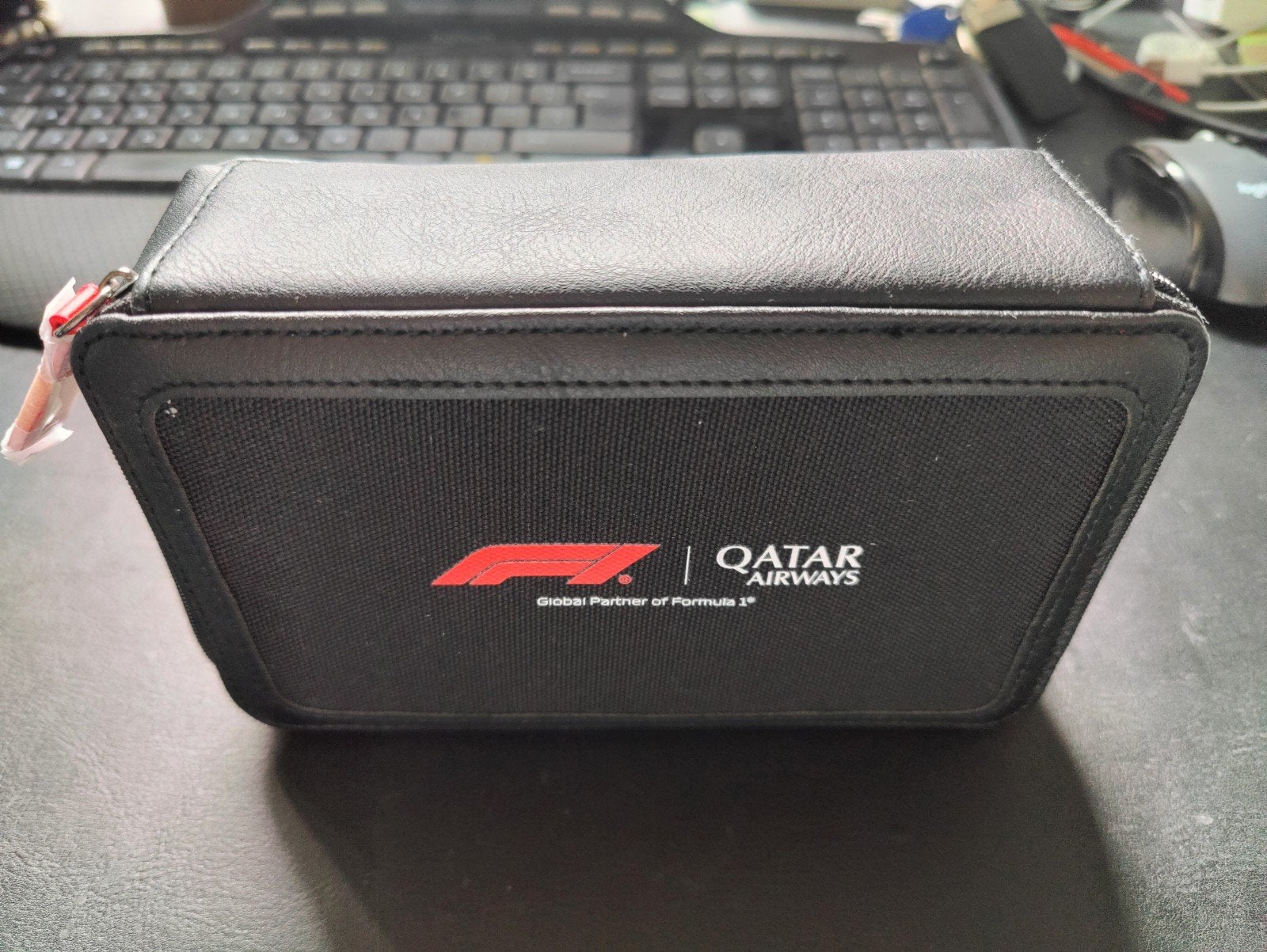 Qatar Airways Business class amenity kit