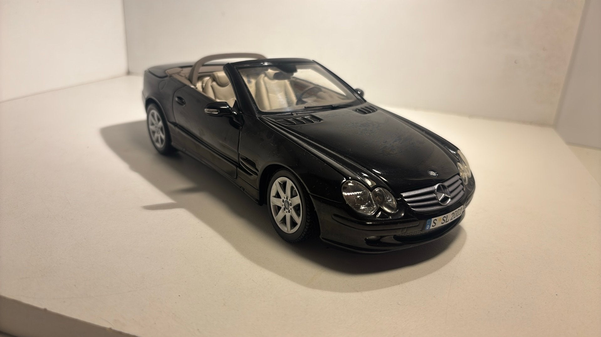 Mercedes benz sl minichamps 1.18