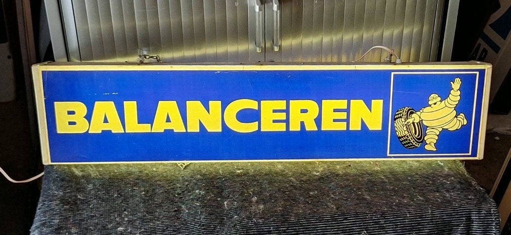 Lichtbak, lichtreclame Michelin met tekst BALANCEREN, Ophalen, Gebruikt, ., Lichtbak of (neon) lamp