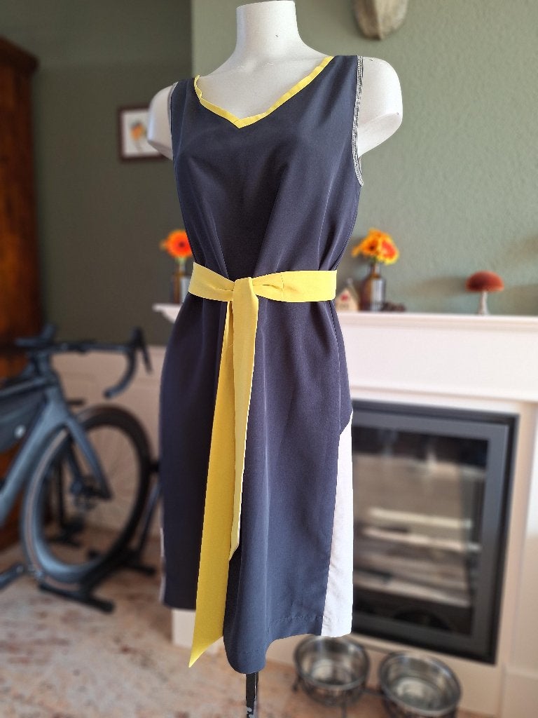 PennyBlack Penny Black veelzijdig riem jurk zijde look 42, Verzenden, Zwart, Maat 42/44 (L), Zo goed als nieuw