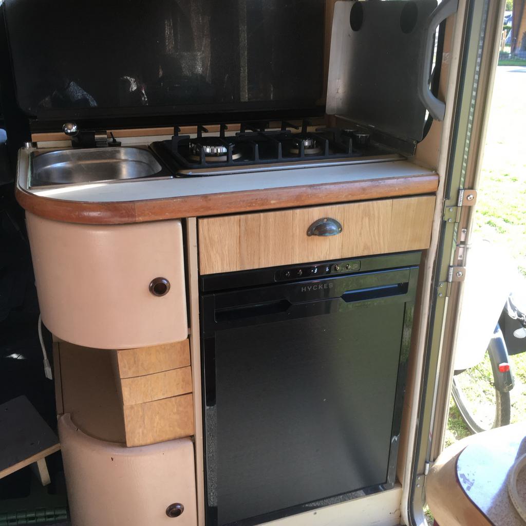 Caravans And Camping Compacte