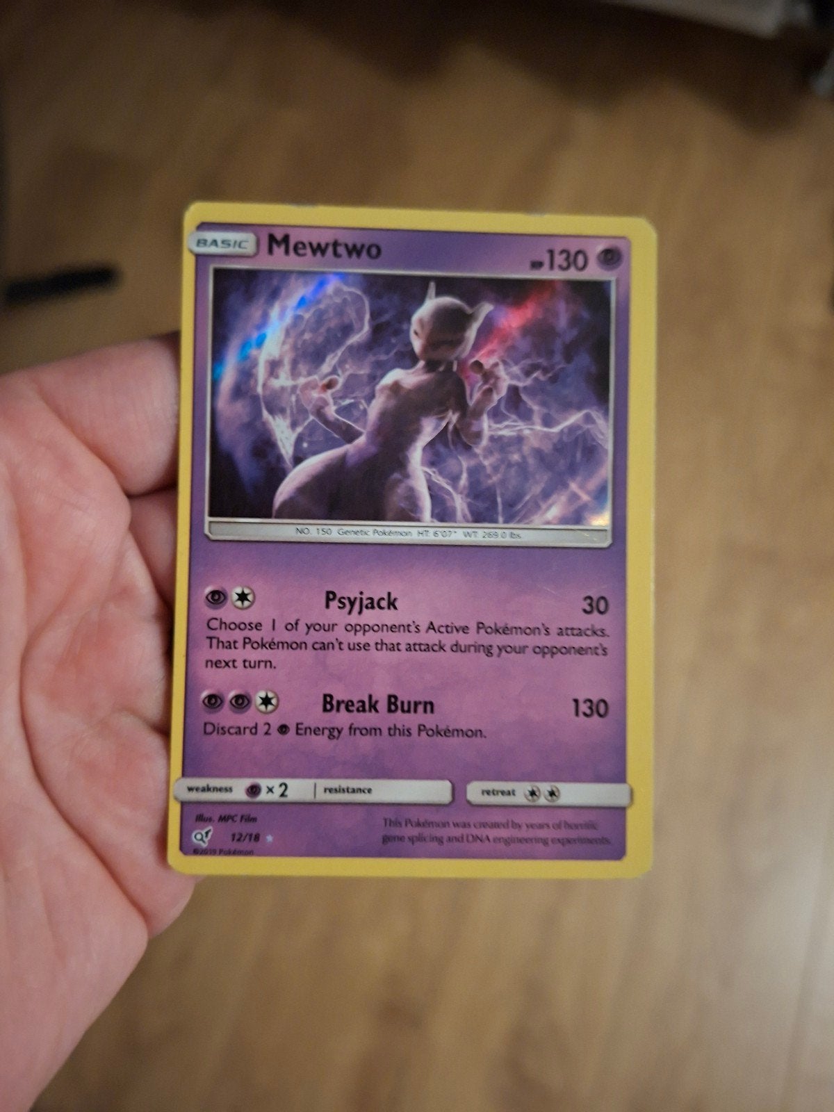 Mewtwo Pokémon kaart - Detective Pikachu, Hobby en Vrije tijd, Verzamelkaartspellen | Pokémon, Ophalen of Verzenden, Zo goed als nieuw