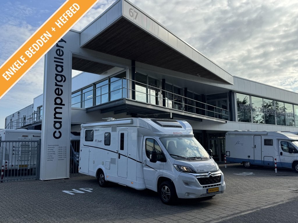 Dethleffs Just 90 T 7052 ENKELE BEDDEN+HEFBED ZONNEPANEEL, 6 tot 7 meter, Bedrijf, Tot en met 4, Minder dan 3 maanden geleden