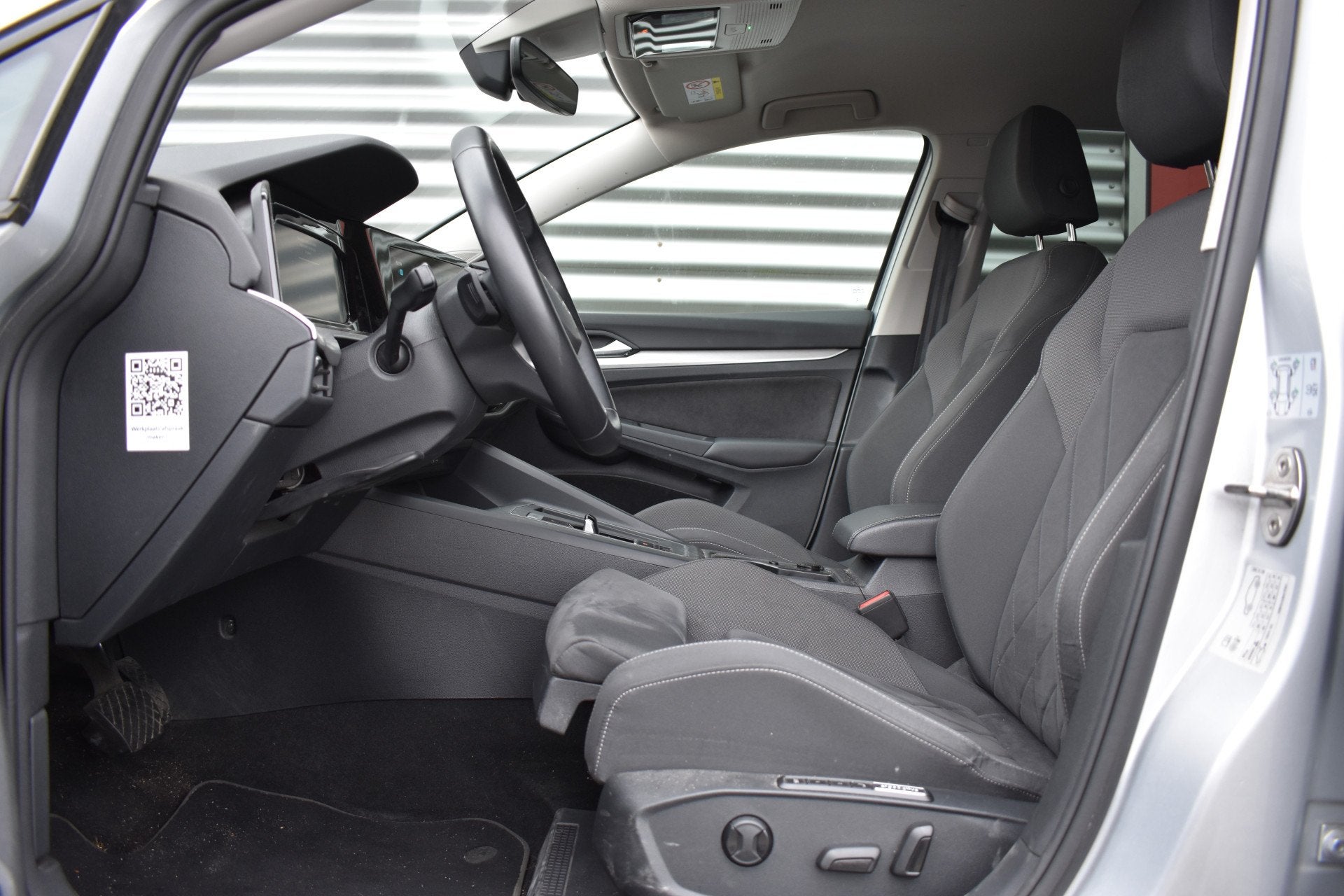 Volkswagen Golf Variant 1.0 eTSI Life Business LED | Camera, Auto's, Dealer onderhouden, Gebruikt, Euro 6, Met garantie (alle)