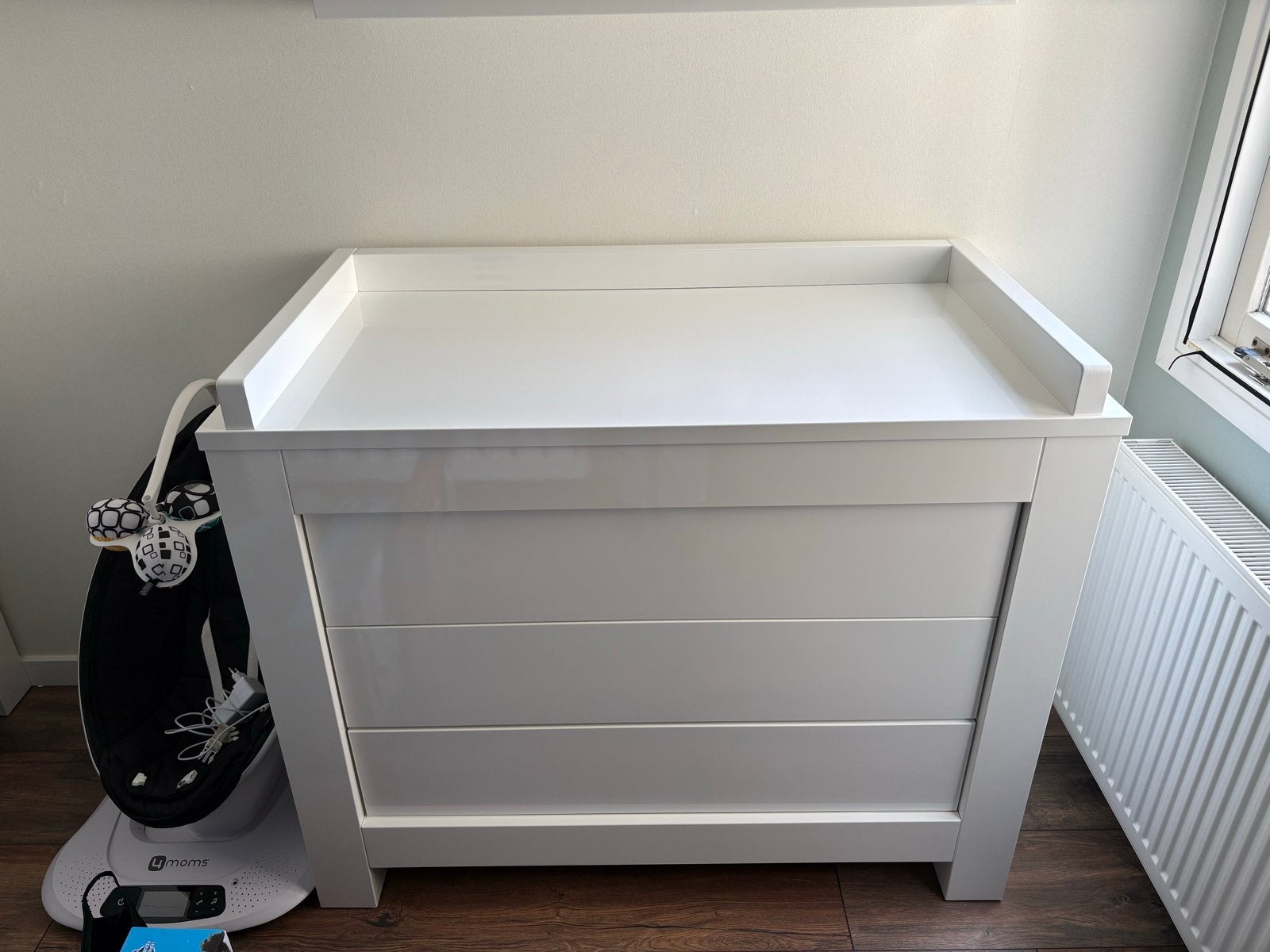 Kidsmill Alaska Hoogglans Wit Kledingkast & commode, Ophalen, Gebruikt, 50 tot 70 cm, 105 cm of meer