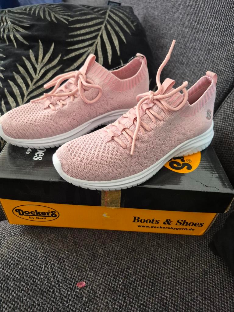 Nieuwe lichtroze sneakers Dockers by Gerli maat 37, Kleding | Dames, Schoenen, Nieuw, Ophalen of Verzenden, Sneakers of Gympen