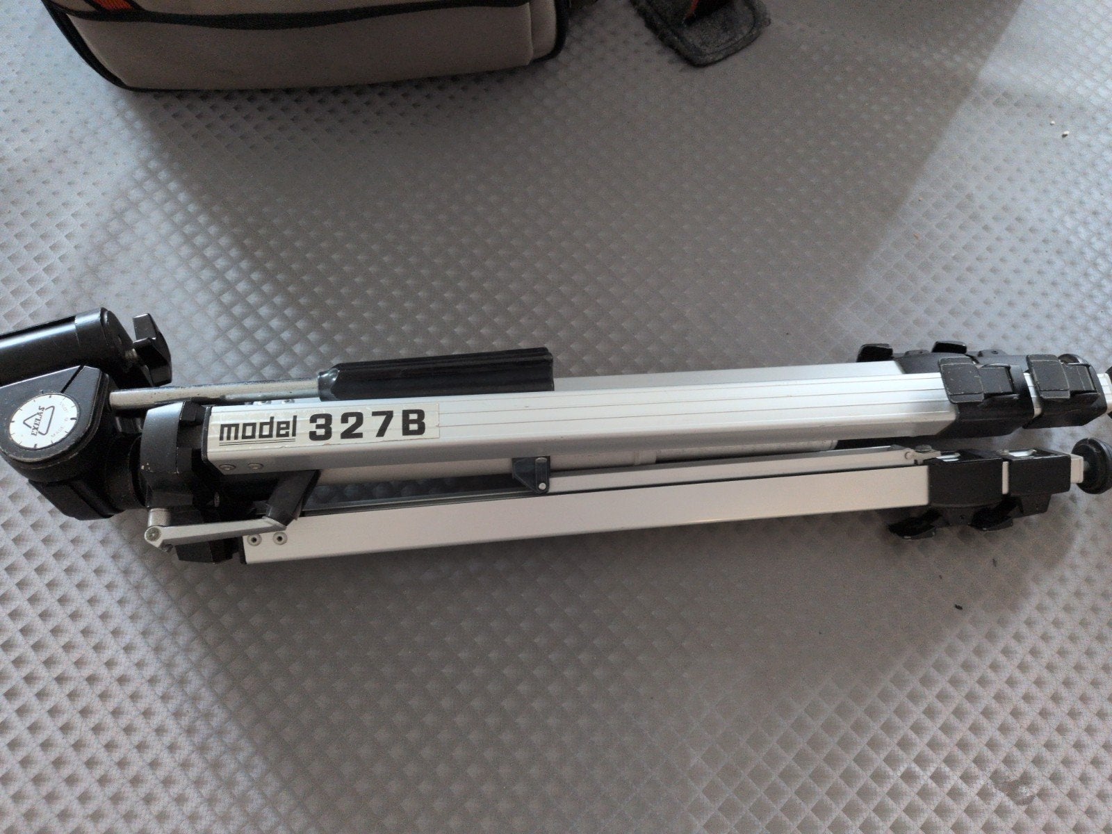 Manfrotto model 327B statief - Gebruikt, Gebruikt, Snelkoppelingsplaat, 150 tot 175 cm, Manfrotto
