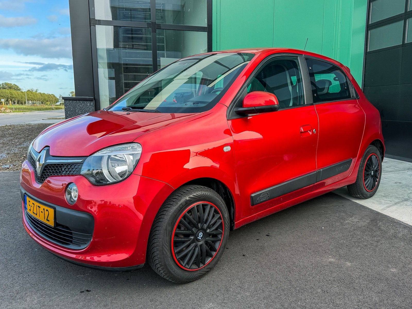 Renault Twingo 1.0 SCe 70pk S&S 2015 Rood, Voorwielaandrijving, Twingo, 840 kg, 4 stoelen