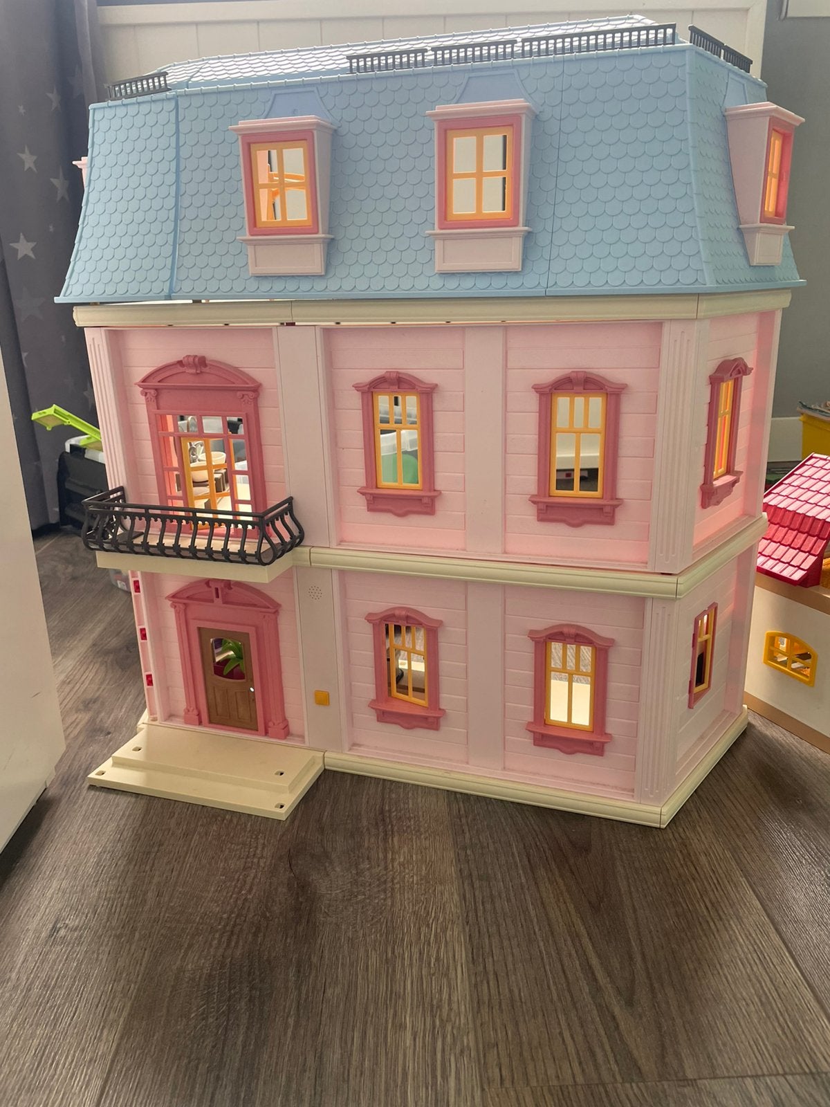 Playmobil huis & boerderij met toebehoren, Ophalen, Zo goed als nieuw, Poppenhuis
