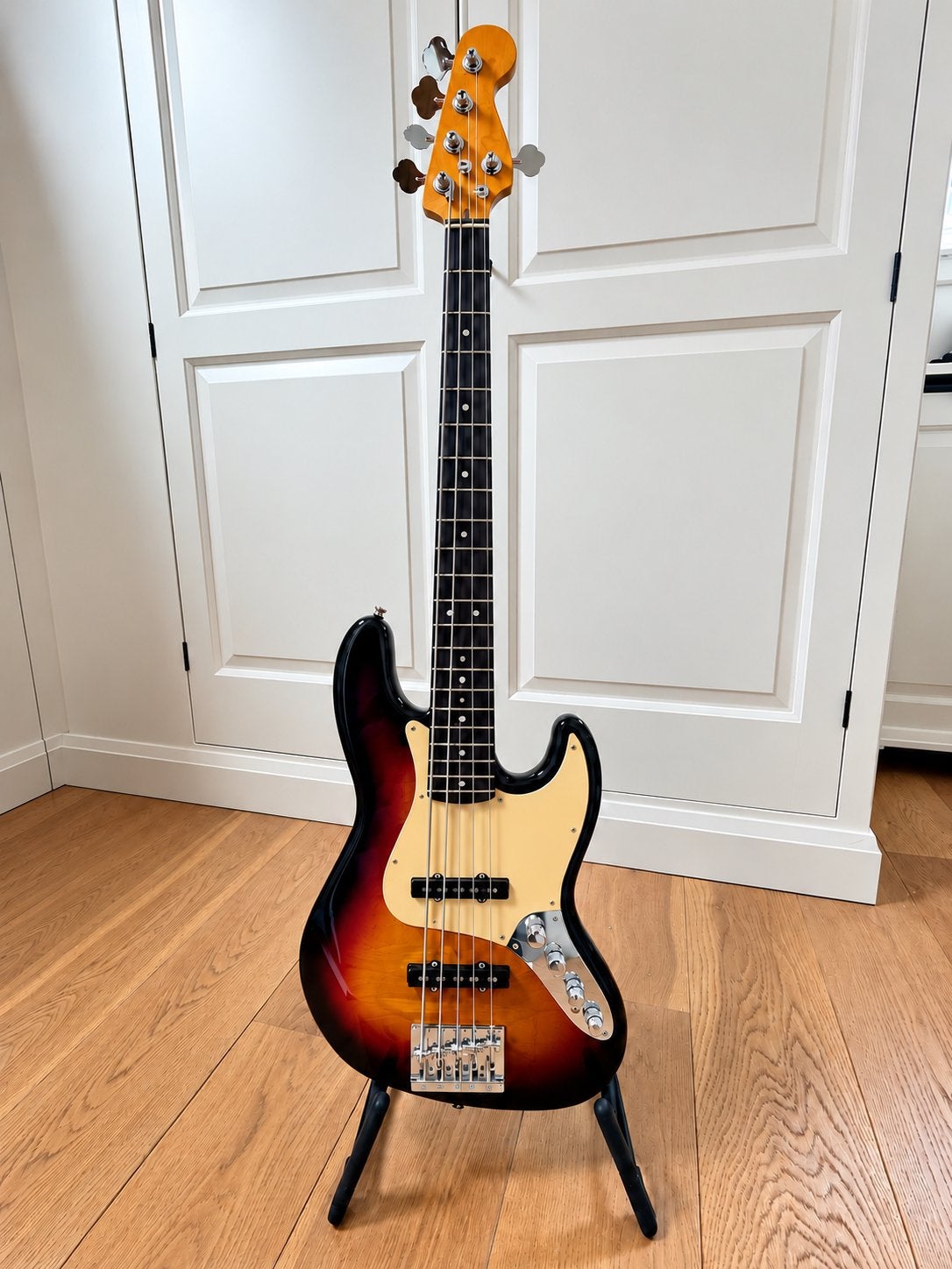 Fender American Jazz V Ultra II 2024, Ophalen, Zo goed als nieuw