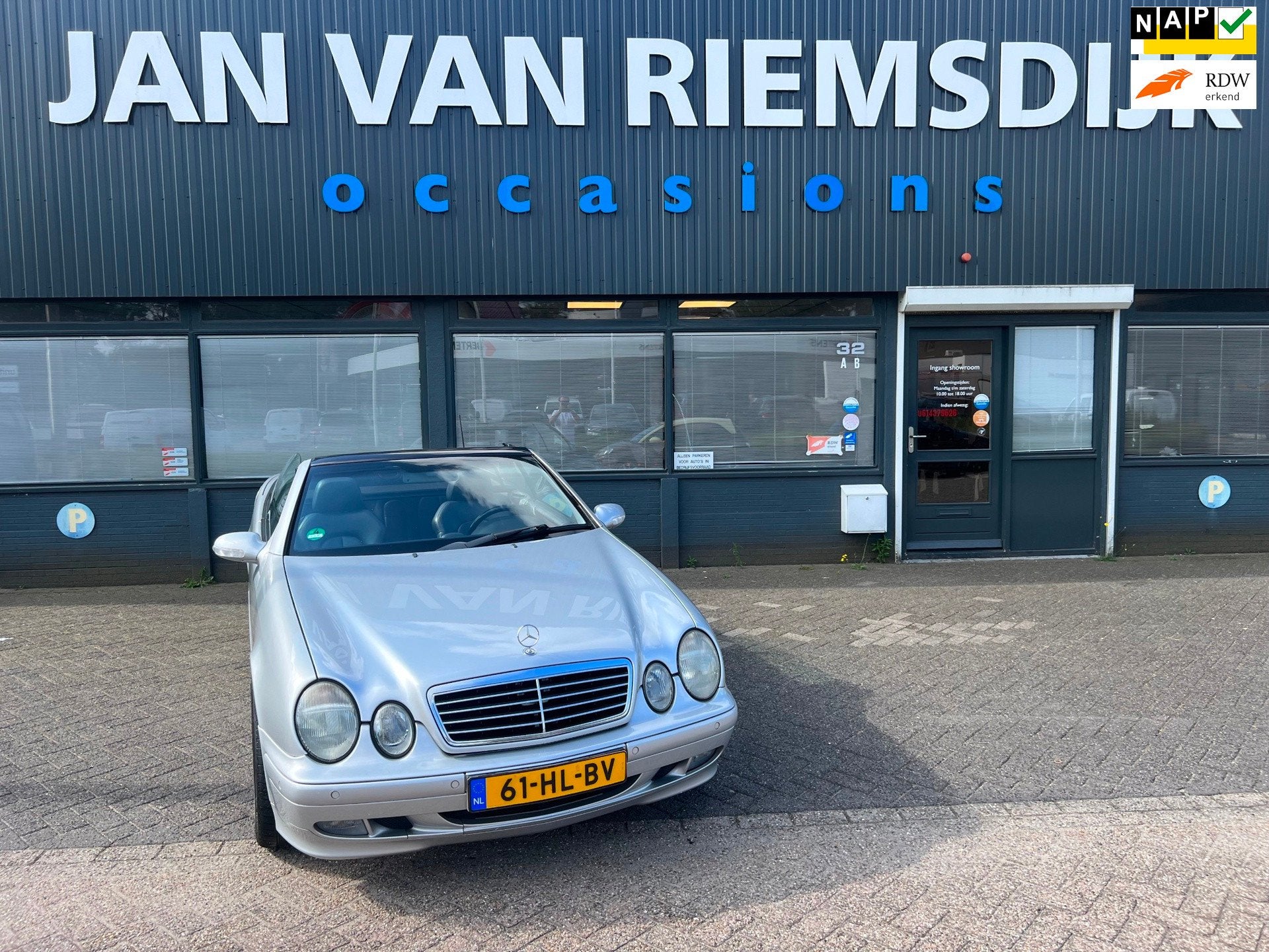 Mercedes-Benz CLK-klasse Cabrio 200 K. Elegance bj 2001 cabr, Auto's, Mercedes-Benz, Automaat, 1998 cc, Achterwielaandrijving