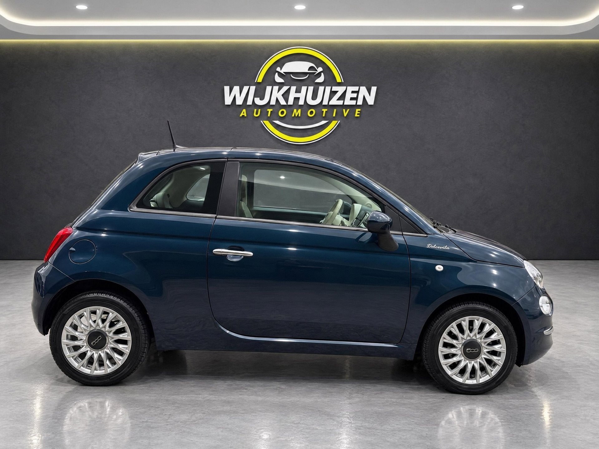 Fiat 500 1.0 Hybrid Dolcevita met Climate ! Panorama dak ! N, Auto's, Voorwielaandrijving, Dealer onderhouden, Start-stop-systeem