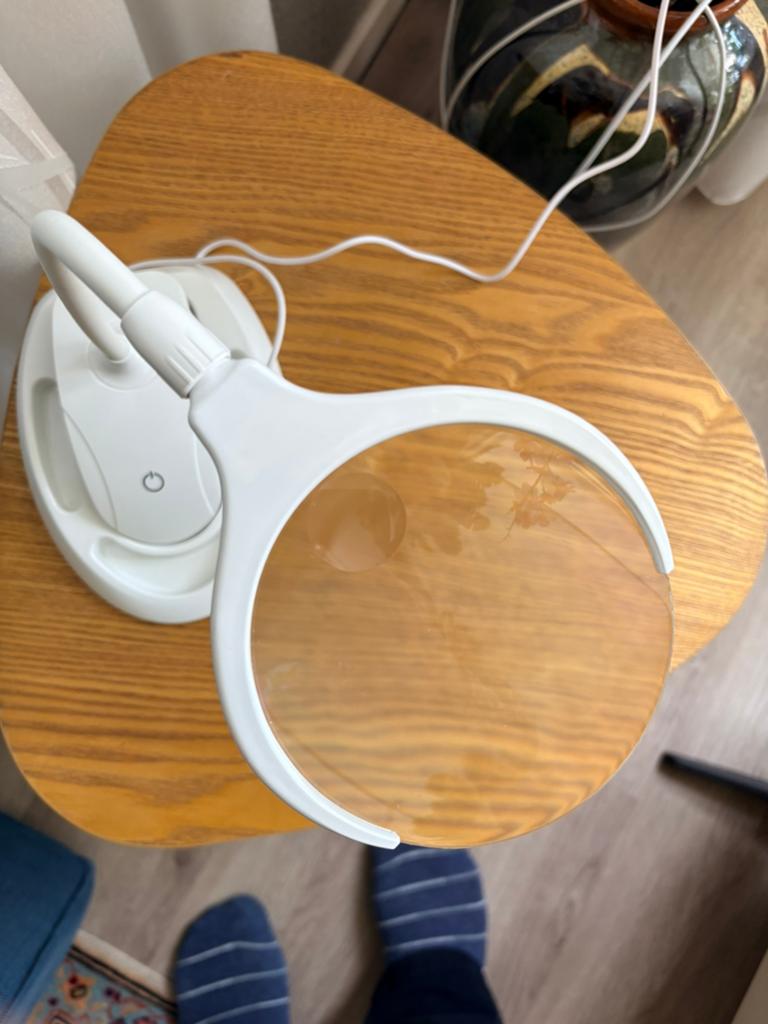 Loeplamp met LED-verlichting en standaard, Ophalen, Zo goed als nieuw, Loeplamp