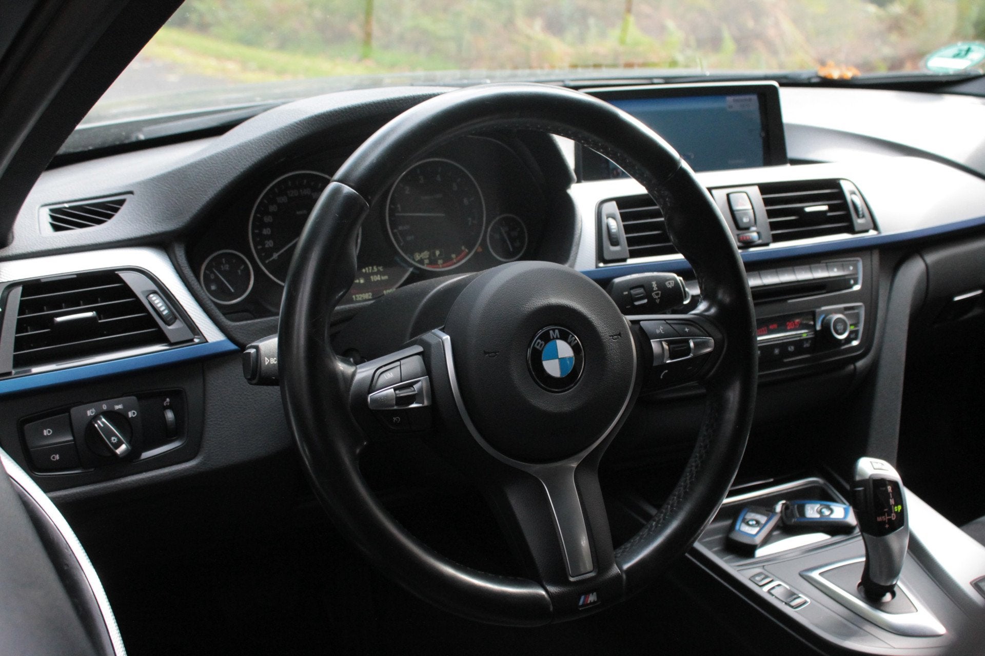 BMW 3-serie 316i M-sport | Bi-Xenon | Keyless | Navi, Auto's, Automaat, 12 maanden, Gebruikt, 4 cilinders