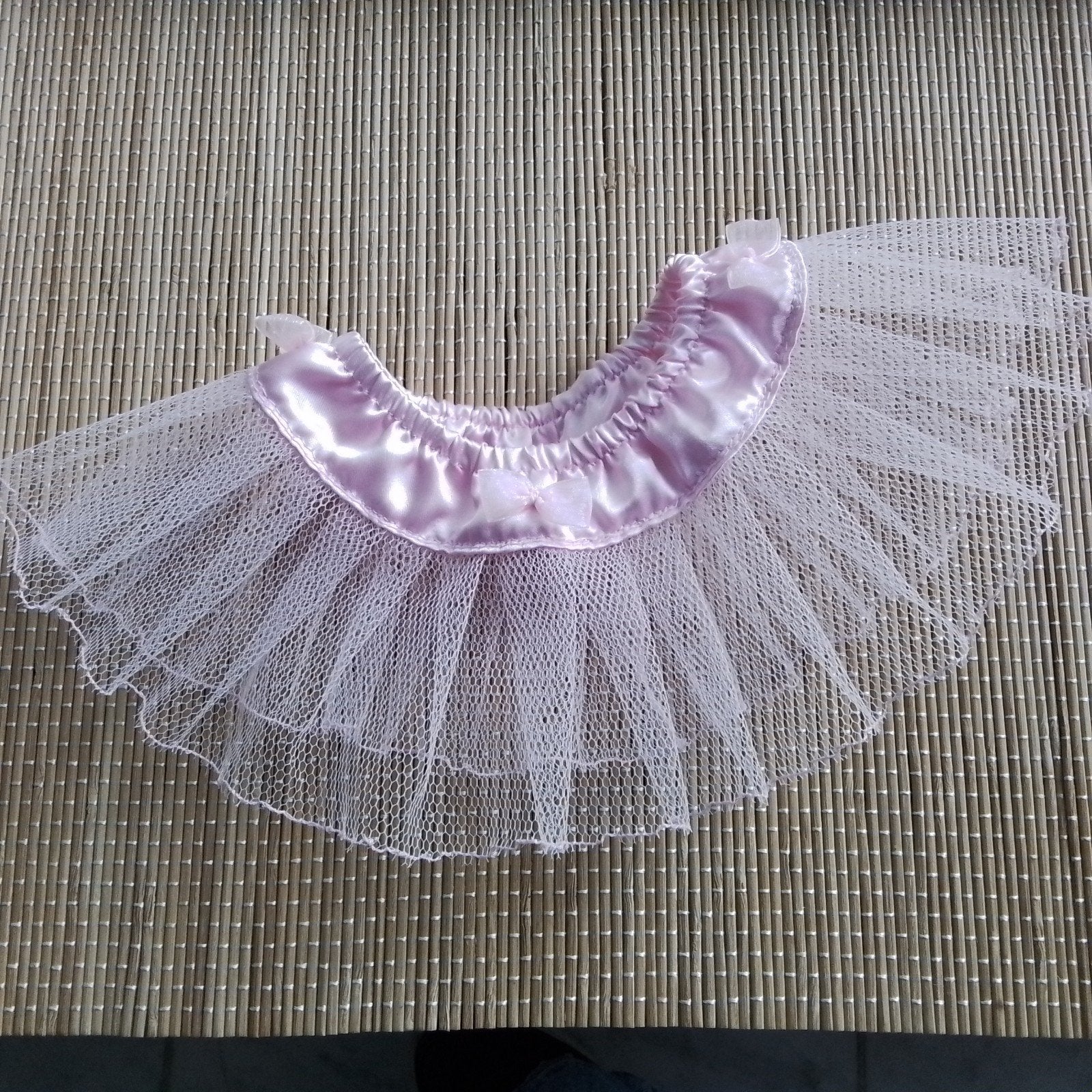 Poppenkleertjes -    TULE  BALLET-ROKJE met STRIKJES, Kinderen en Baby's, Ophalen of Verzenden, Nieuw, Babypop
