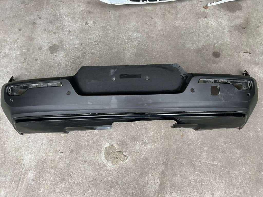 achterbumper xc40 pdc 31449333 diffuser zwart, Auto-onderdelen, Carrosserie en Plaatwerk, Gebruikt, Volvo, Bumper, Info@volvo.com