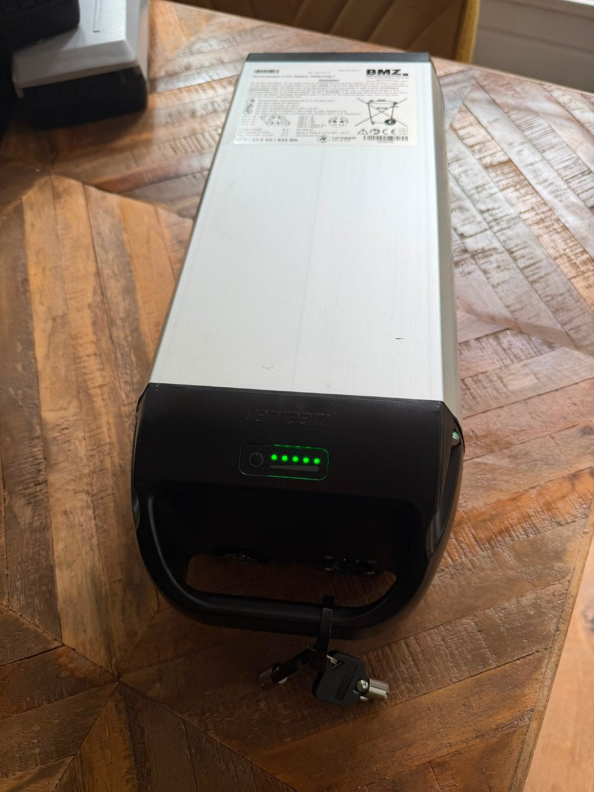 Nieuwe van Raam cube accu fietsaccu 23,5Ah 844Wh &oplader, Ophalen of Verzenden, Nieuw