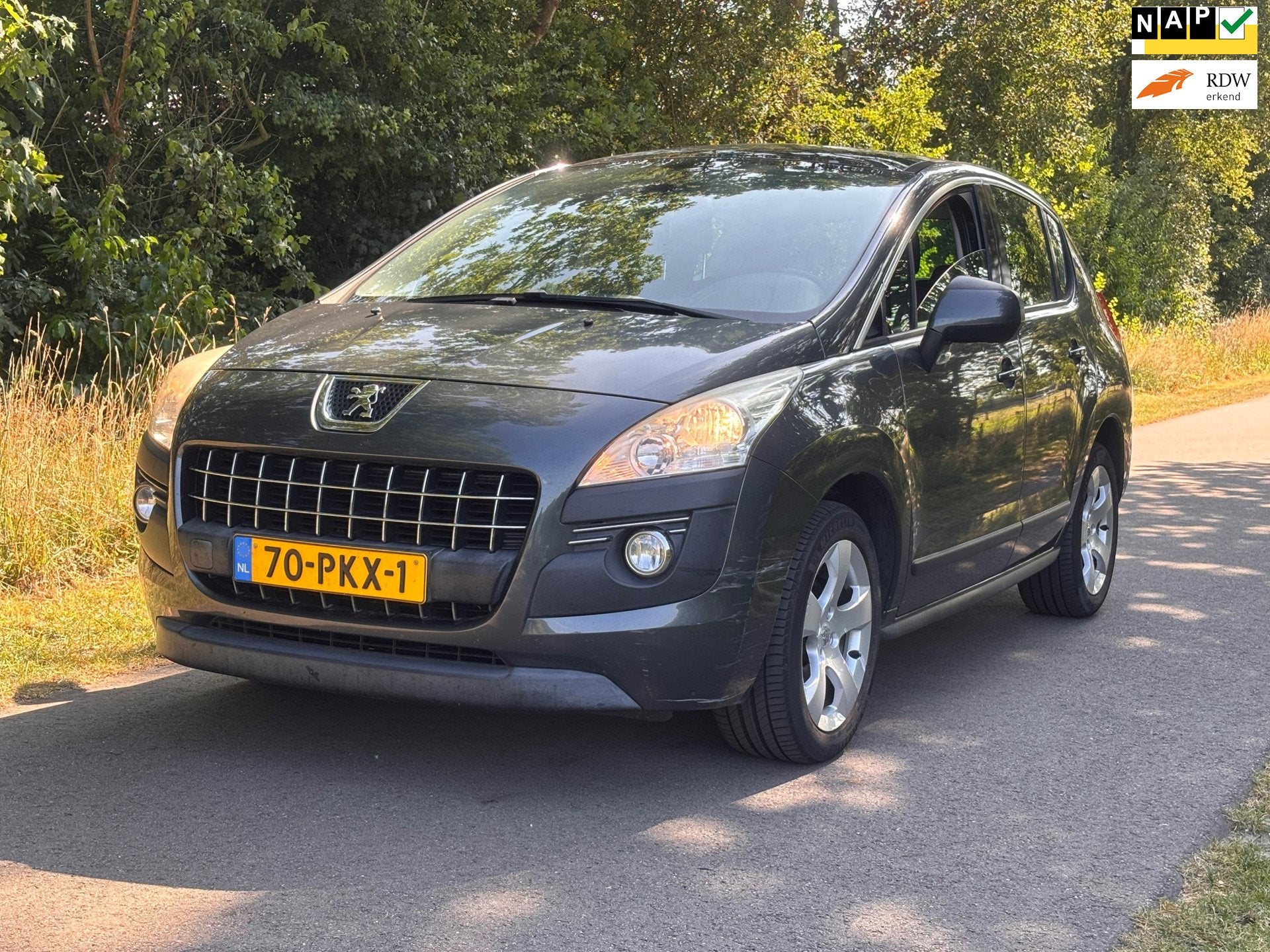 Peugeot 3008 1.6 VTi ST | Cruise + Navi Nu € 1.950,- !, Voorwielaandrijving, Gebruikt, 4 cilinders, Handgeschakeld