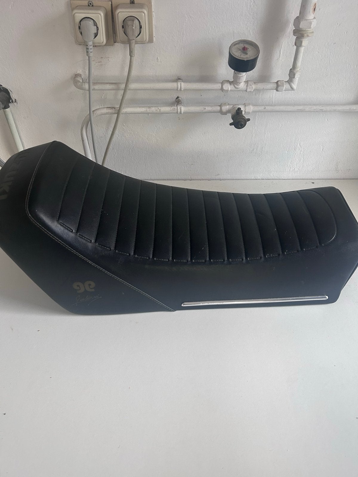 Giuliari Sportzadel Suzuki GS/GSX 250/400/450/750/1000, Motoren, Onderdelen | Suzuki, Ophalen of Verzenden, Gebruikt
