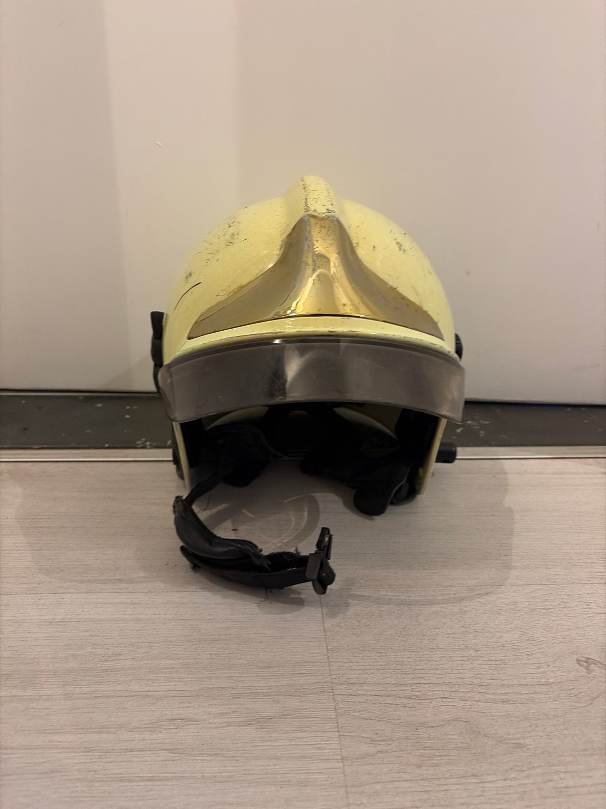 Gebruikte MSA Gallet brandweerhelm met vizier
