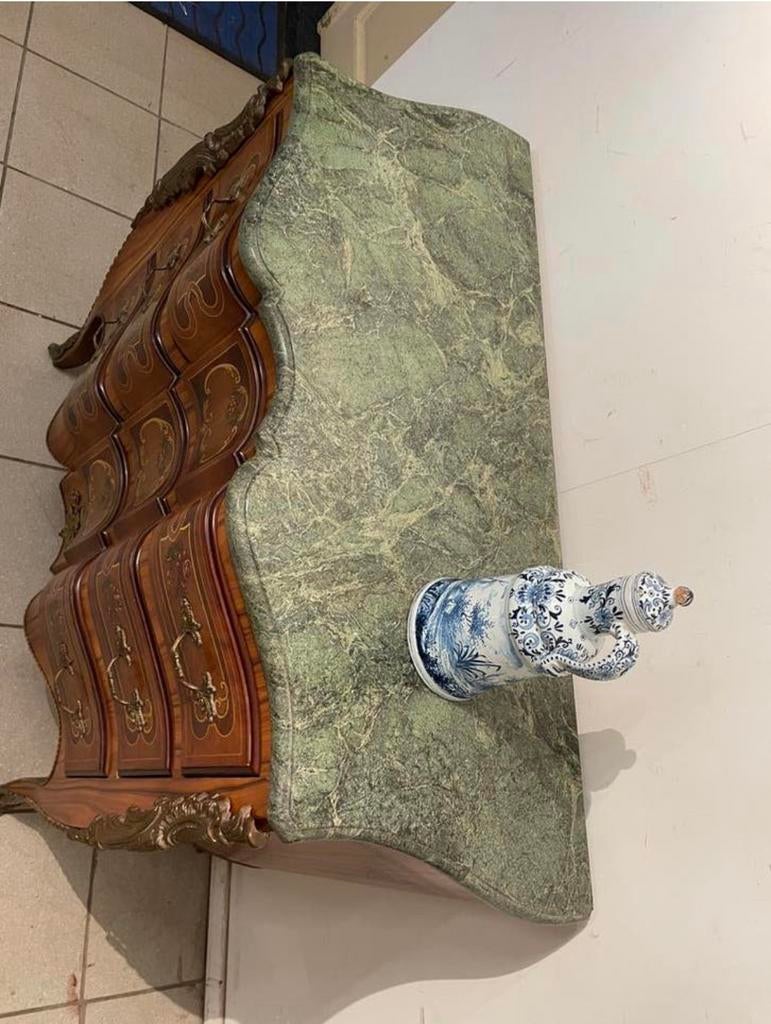 Louis XV-stijl walnoot gefineerde commode met marmeren blad, Ophalen, Gebruikt, 100 tot 150 cm, Antiek klassiek