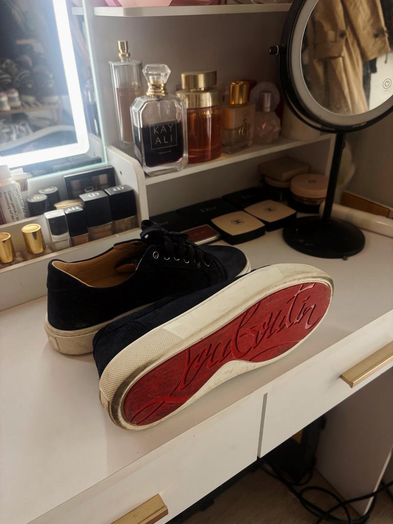 Christian Louboutin Vieirissima Orlato Flat Suede Sneakers, Ophalen of Verzenden, Zo goed als nieuw, Overige kleuren